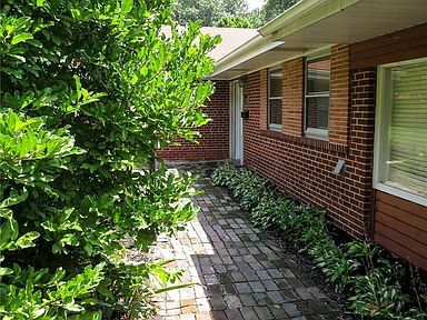 Front entrance - 7580 Amherst Ave