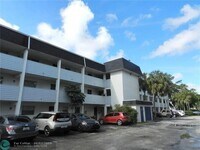 Building Photo - 5080 SW 64th Ave