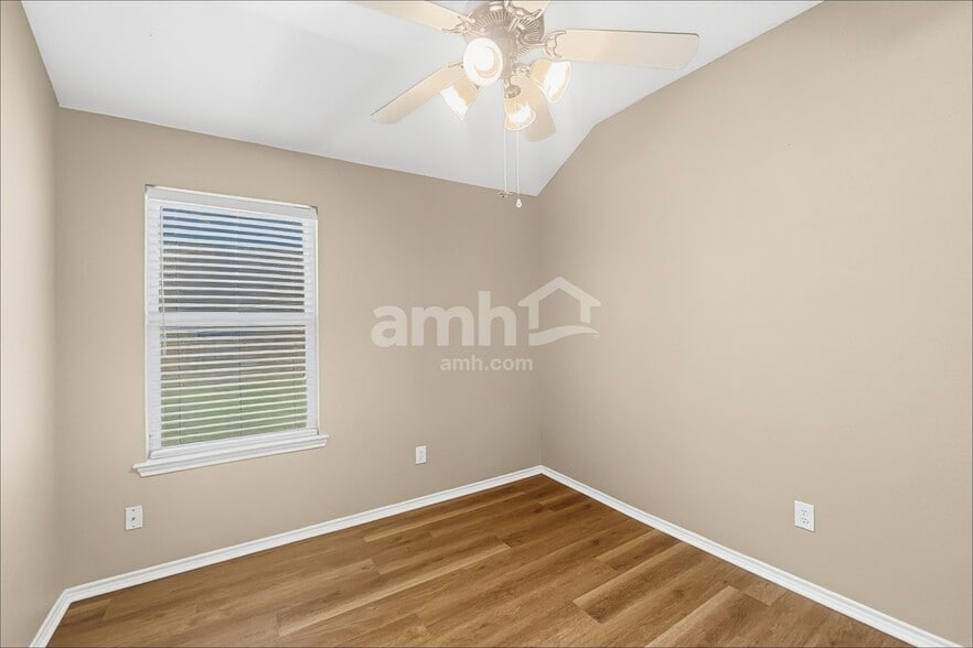 Building Photo - 2729 Lone Ranger Trl