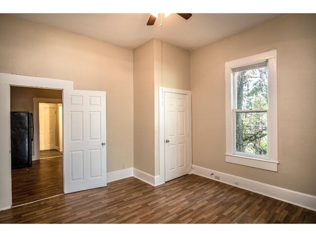 Building Photo - 308 Belmont