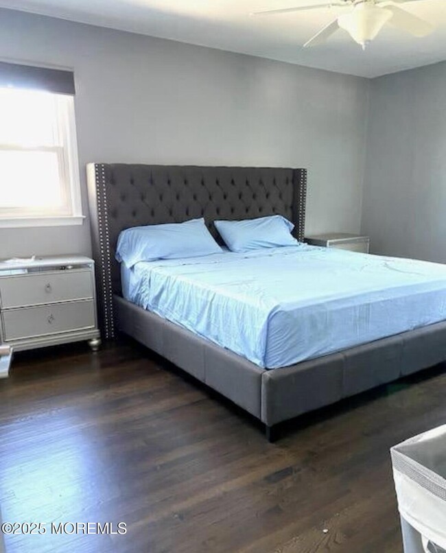 Building Photo - 55 Heath Ave