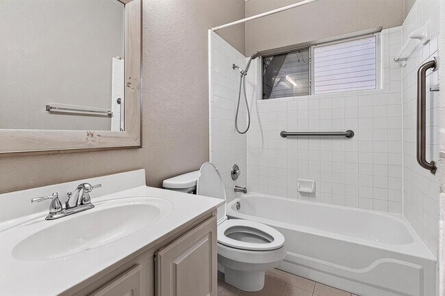 Building Photo - 7021 Gentle Oak Dr