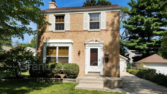 Primary Photo - 730 E Lincoln Ave