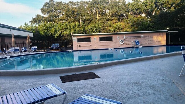 Building Photo - 2003 Greenbriar Blvd