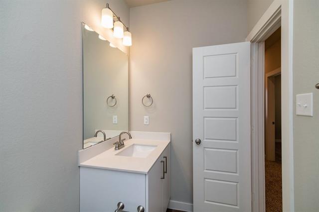 Building Photo - 729 Fallow Dr