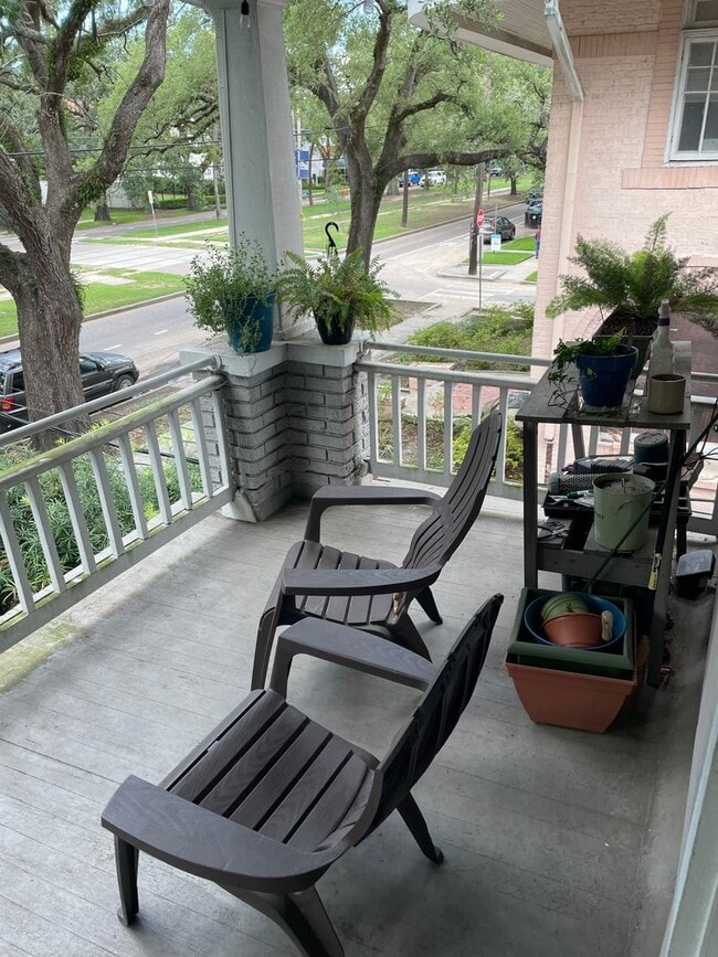 Building Photo - 1929 S Carrollton Ave