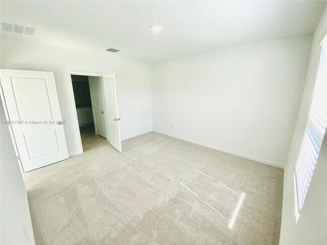 Building Photo - 4799 Guinep Ln