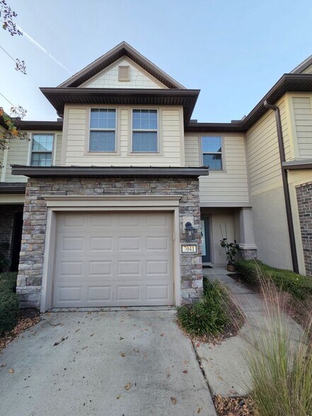 Building Photo - 7041 Beauhaven Ct