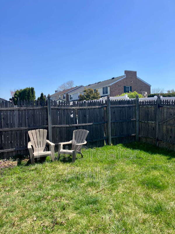 Building Photo - 2466 Brandon Ct