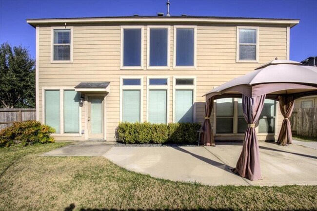 Building Photo - 4531 Long Creek Dr