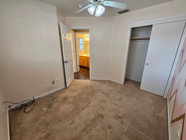 Building Photo - 221 Rector Ln