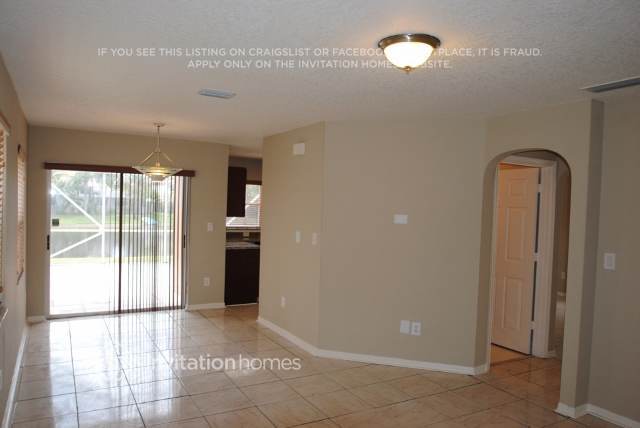 Building Photo - 1330 NW 192nd Ln