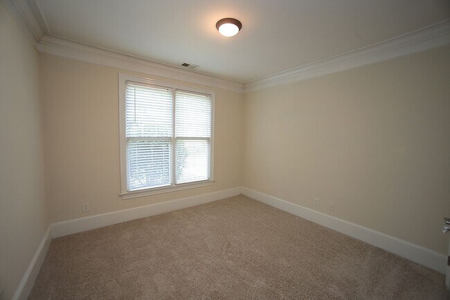 Building Photo - First Floor Condo in Atlantic Place