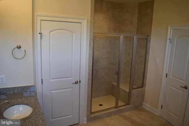 Building Photo - 42159 Tecumseh Hills Dr