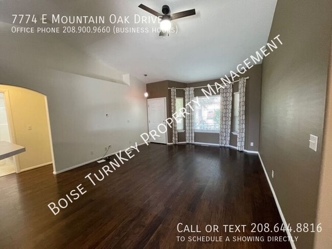Building Photo - 7774 E Mountain Oak Dr