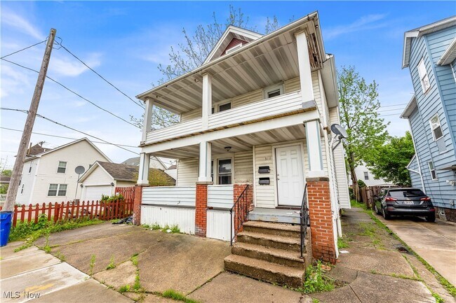 Building Photo - 3111 W 90th St