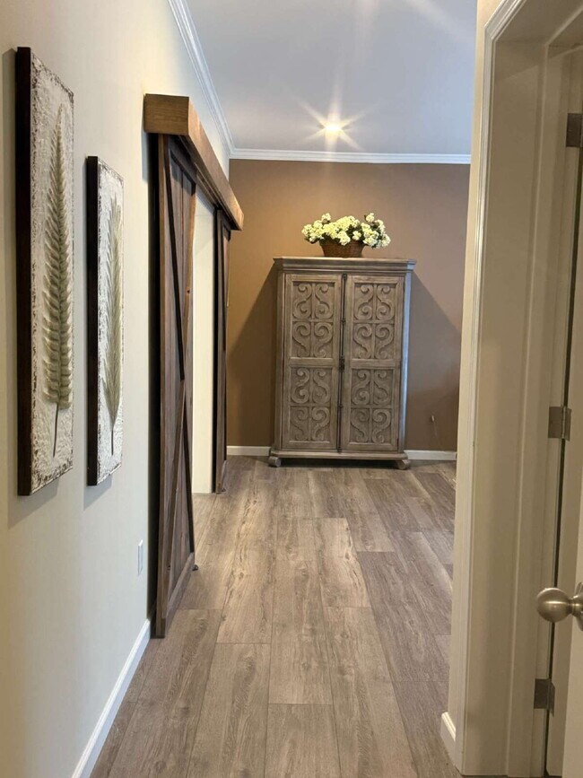 Building Photo - Immaculate Newer 3BR/2BA Brevard Home with Open Layout – Pet-Friendly