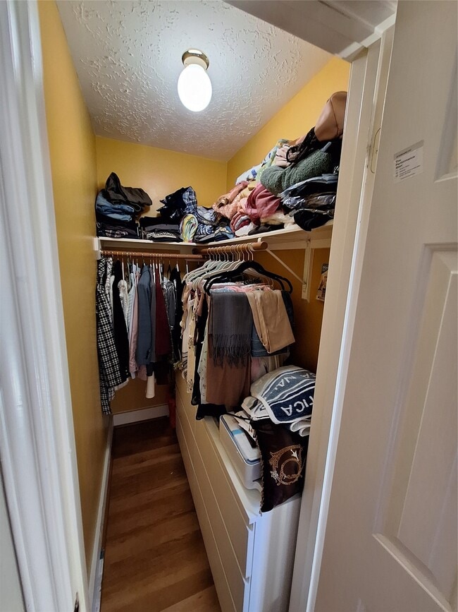 Building Photo - 20323 Concord Hill Dr