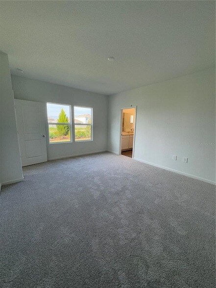 Building Photo - 4725 SW 83rd Lp