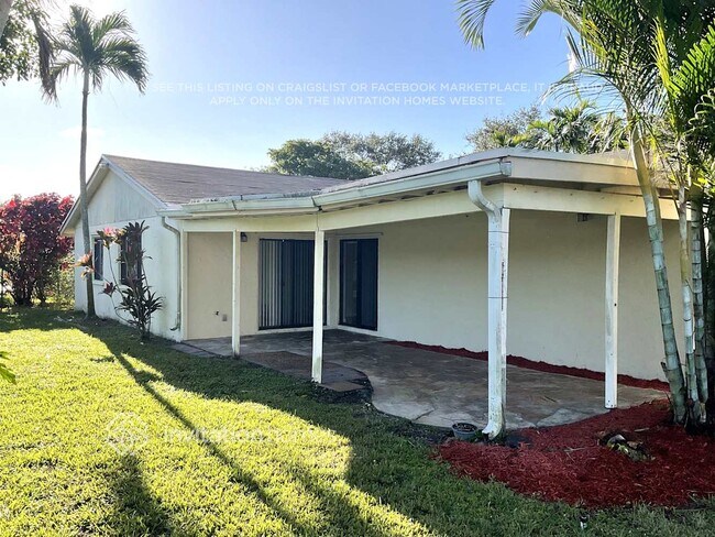 Building Photo - 4005 W Sailboat Dr