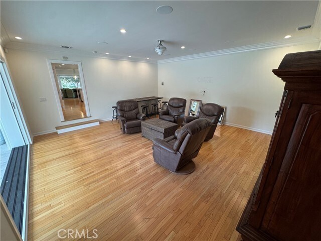 Building Photo - 4455 California Ave