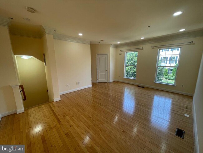 Building Photo - 23429 Clarksridge Rd