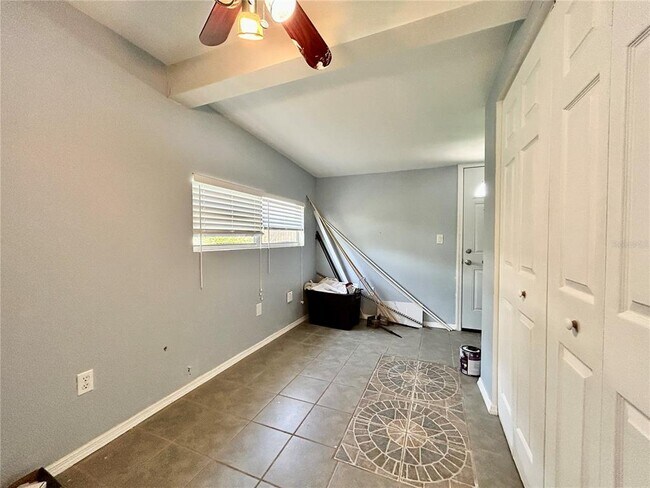 Building Photo - 6821 Onyx Dr N