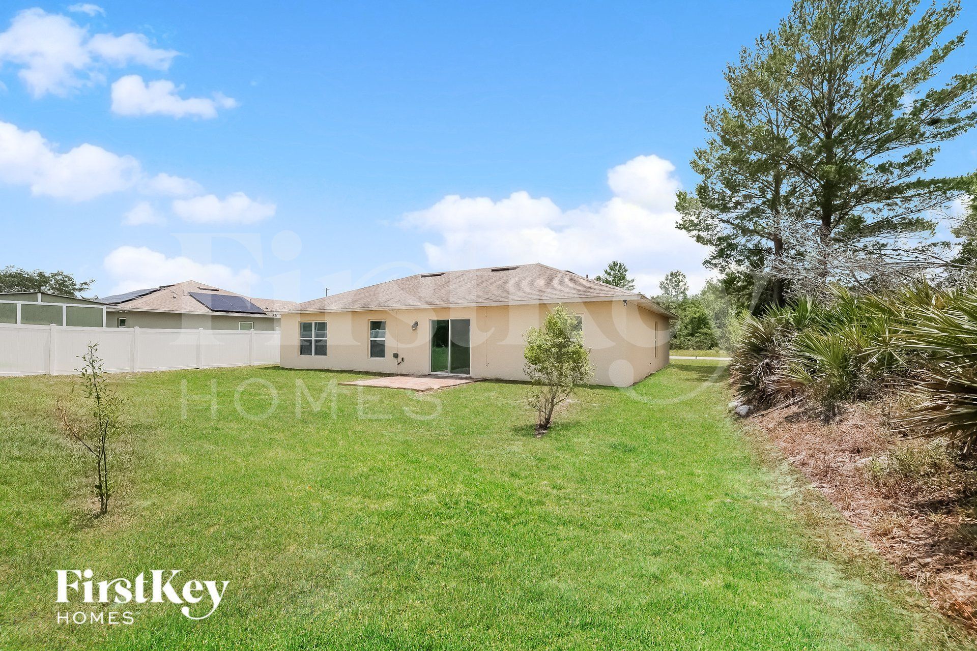 Building Photo - 2005 Maple Ln