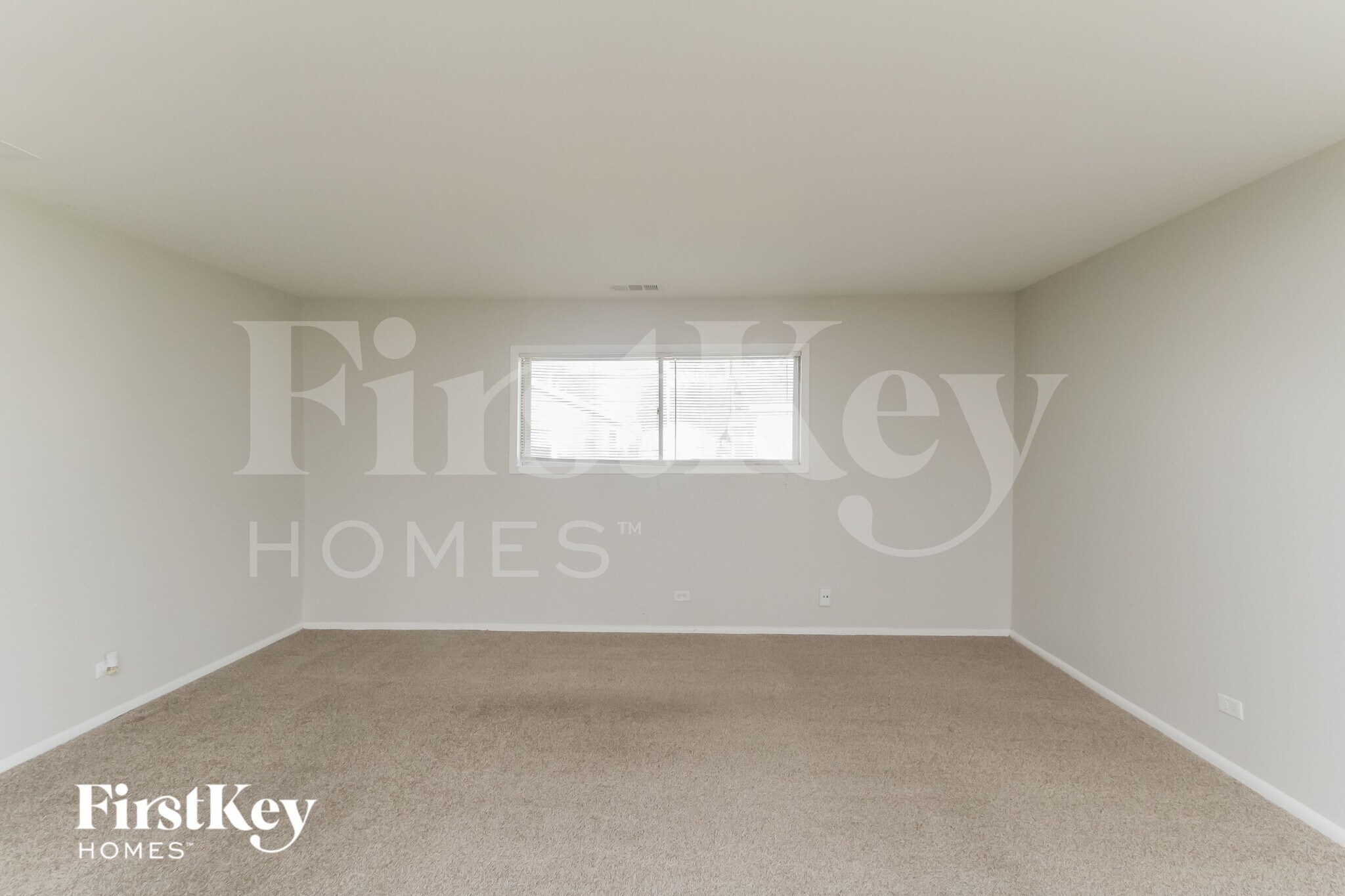 Building Photo - 17031 S 88th Ave