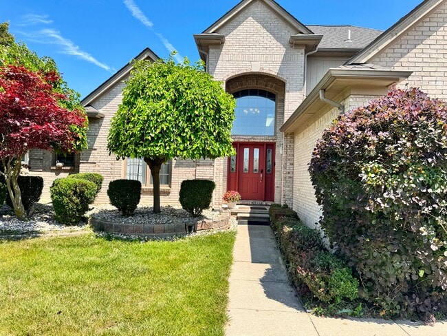 Building Photo - 51460 Blue Spruce Dr