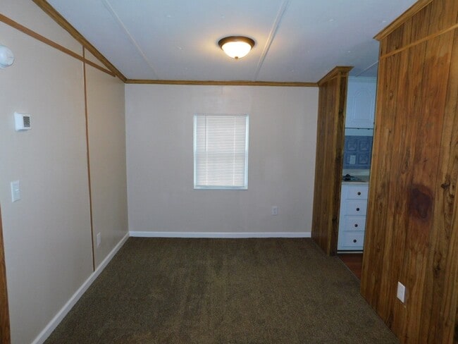 Building Photo - Cozy Modular Home in Newport