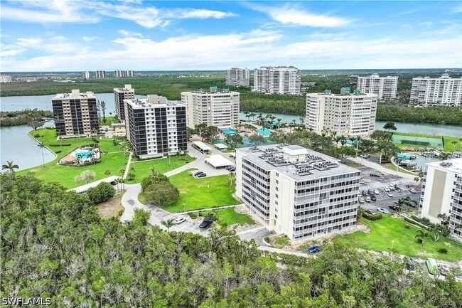 Building Photo - 5 Bluebill Ave