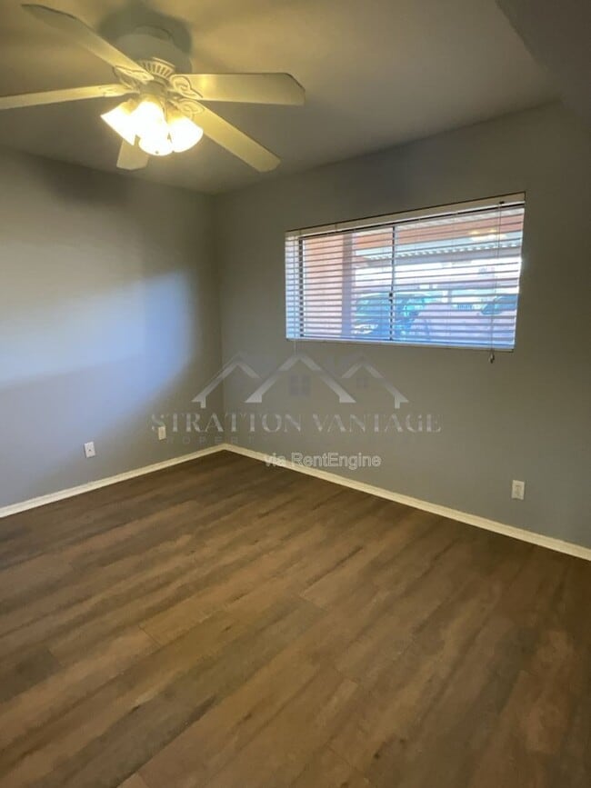 Building Photo - 3031 N Civic Center Plaza