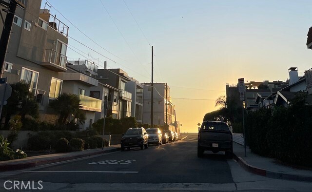 Building Photo - 120 Hurricane St