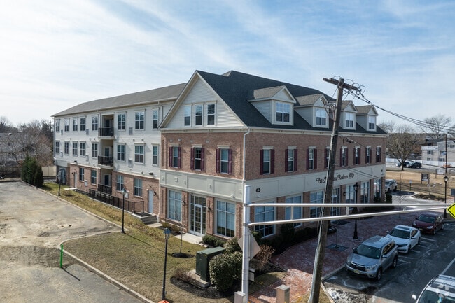 Building Photo - Lenore Manor