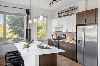 Building Photo - Fuse