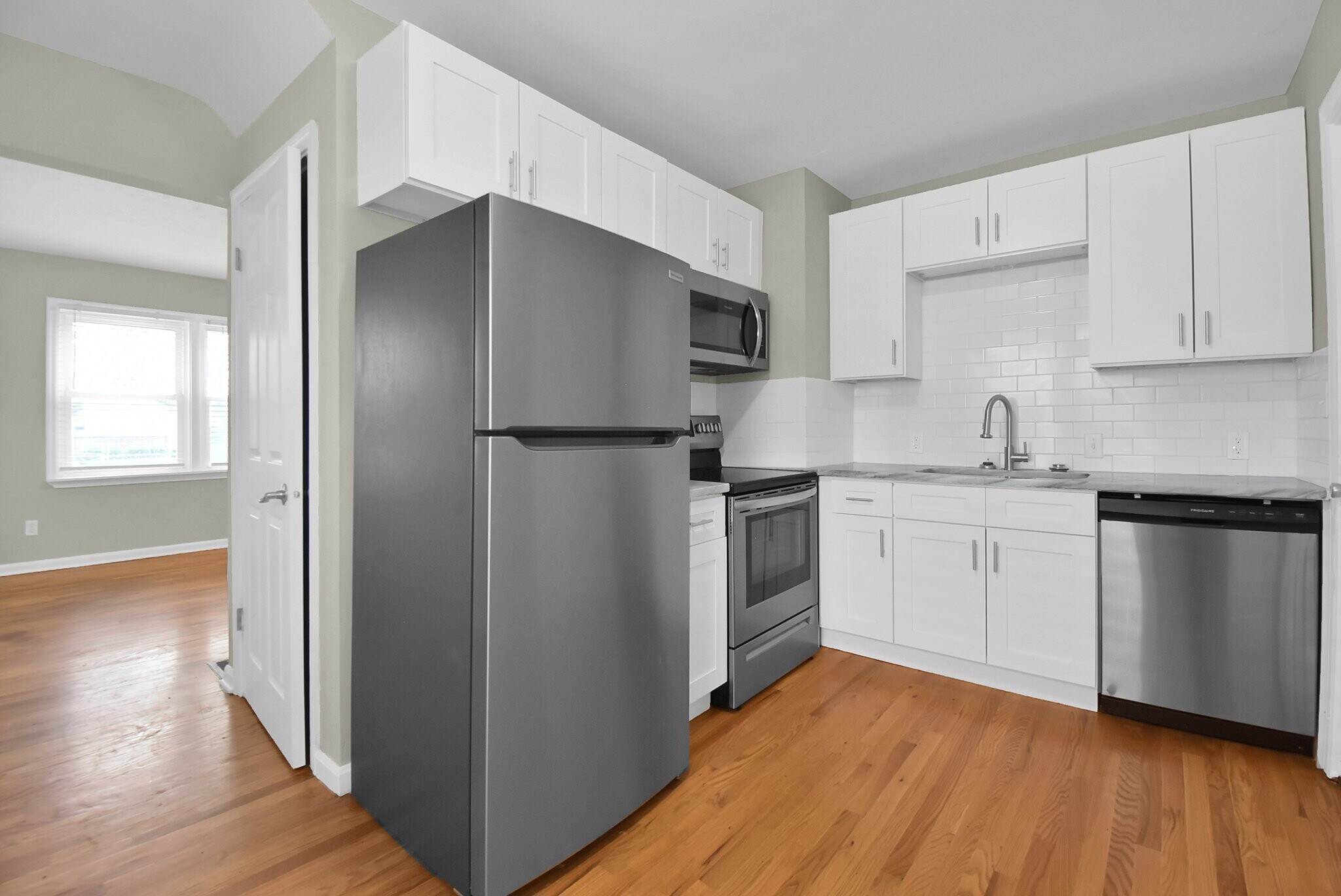 Building Photo - 2566 Atwood Ter