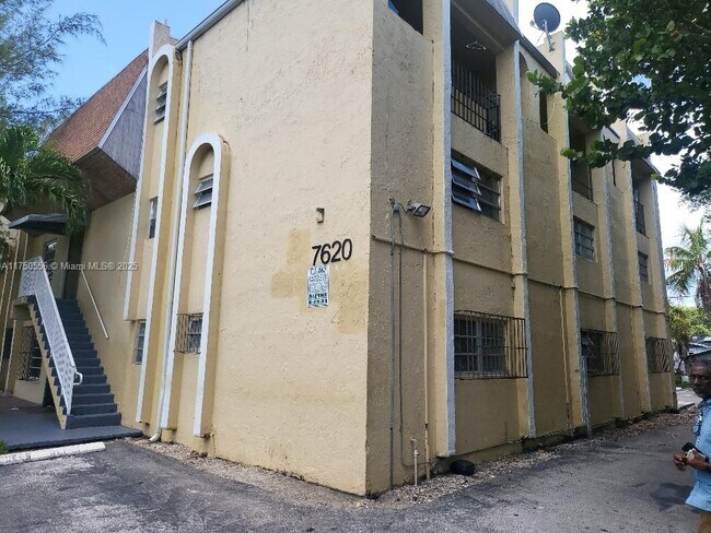Building Photo - 7620 NW 2nd Ave