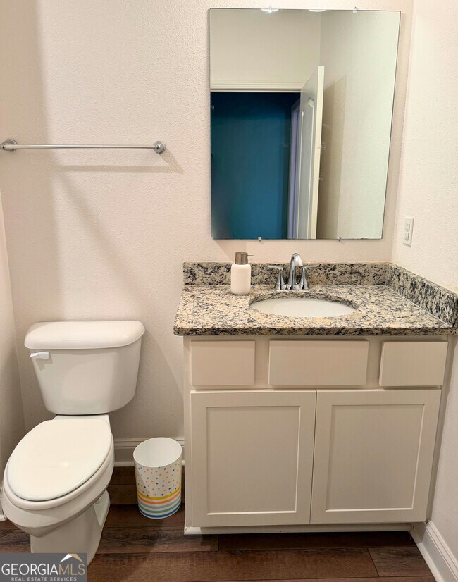 Building Photo - 208 Boatsman Way