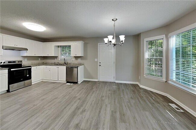 Building Photo - 339 Abbington Ln