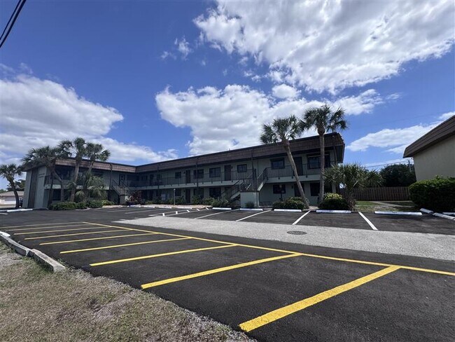 Building Photo - 1258 Barbara Dr