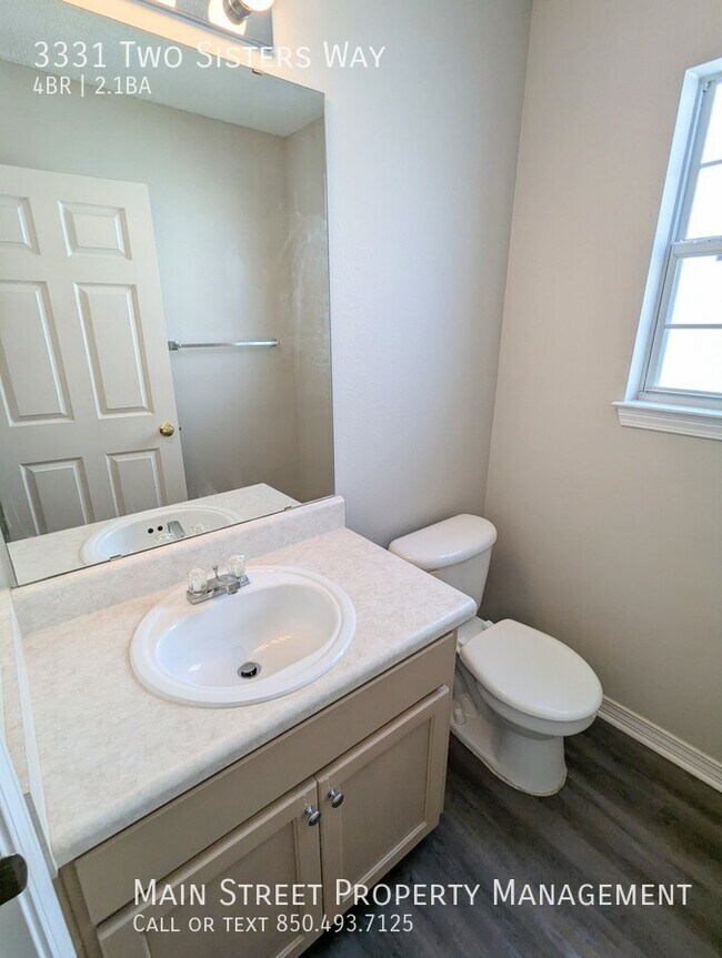 Building Photo - 3331 Two Sisters Wy