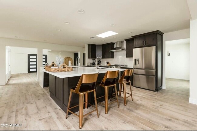 Building Photo - 11212 N Sundown Dr