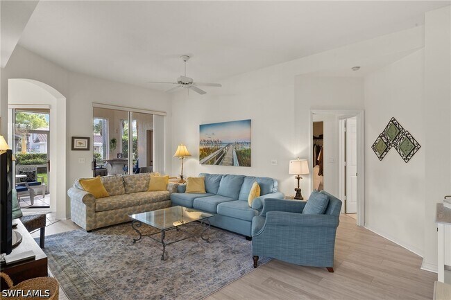 Building Photo - 9050 Las Maderas Dr