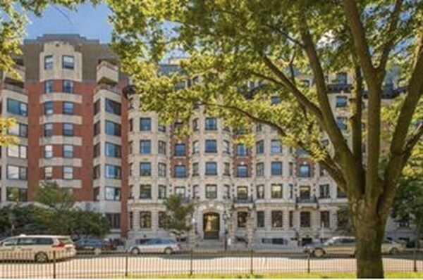 Building Photo - 391 Commonwealth Ave