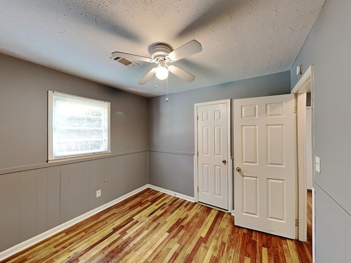 Building Photo - 6403 Kensington Ct