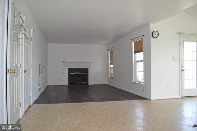 Building Photo - 5413 Silver Maple Ln