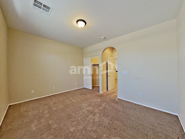 Building Photo - 1009 Kern River Ave