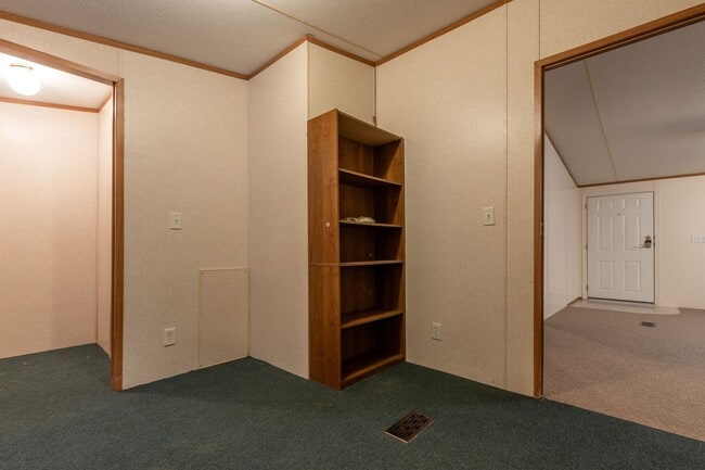 Building Photo - Hocking Hills Home For Rent