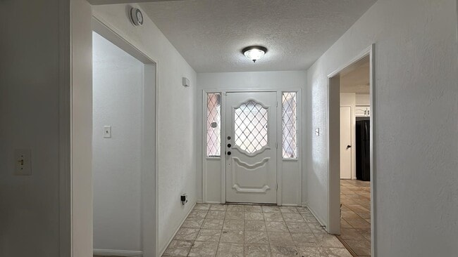 Building Photo - 8230 Amurwood Dr